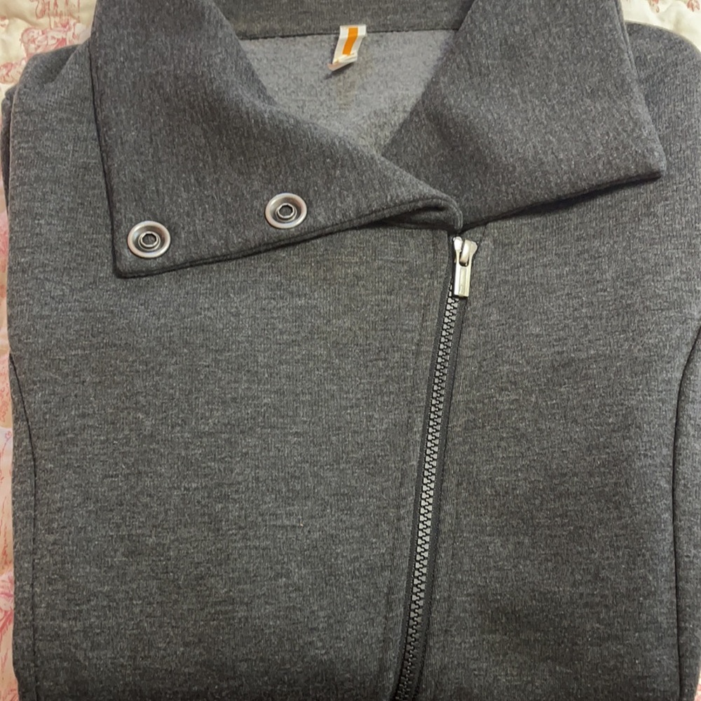 Lucy gray asymmetrical jacket - Picture 13 of 13
